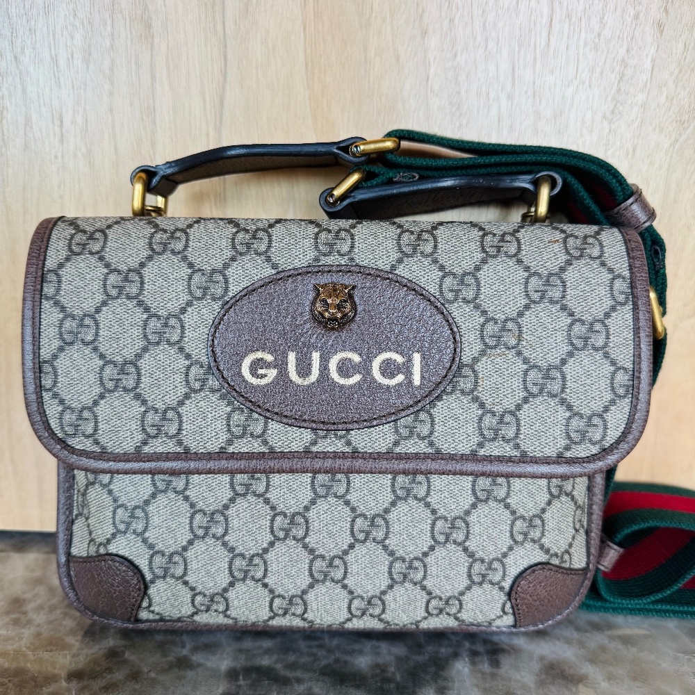 Gucci small messenger bag, tiger logo